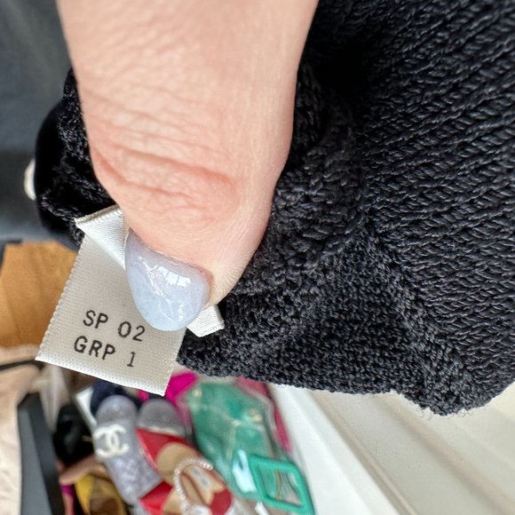 St. John Collection By Marie Gray Culottes Crop Pants SZ 8 Black Knit - Picture 7 of 7